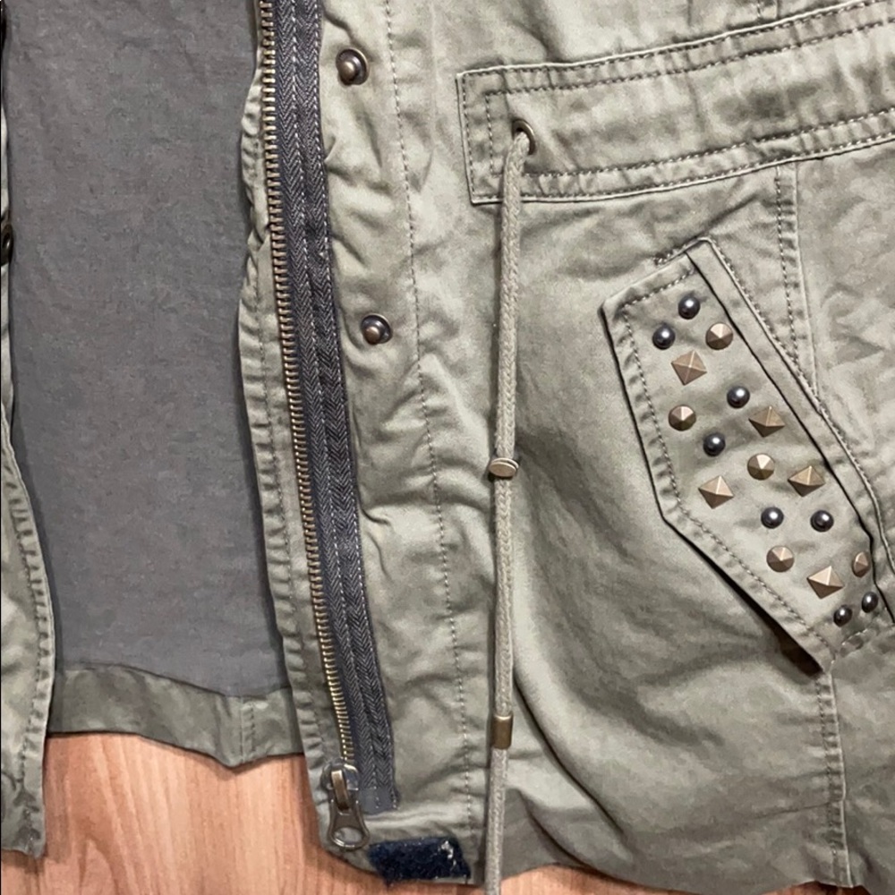 Forever 21 Studded Army Green Vest - Picture 4 of 8